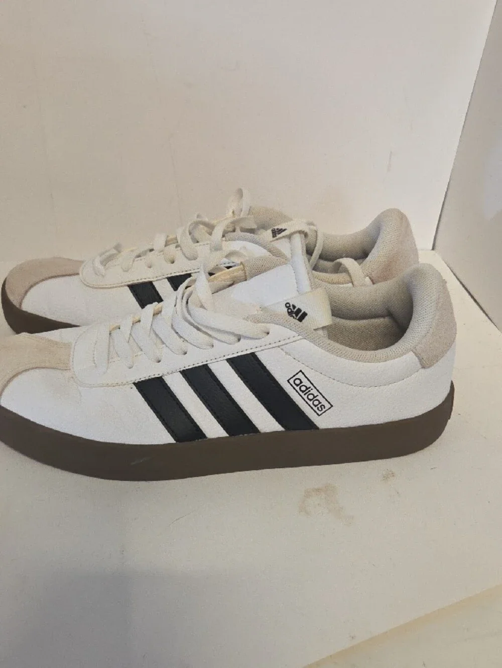 adidas White Sneakers with Black Stripes and Brown Sole Size 8.5